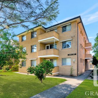 4/22 Albert St, Hornsby NSW 2077