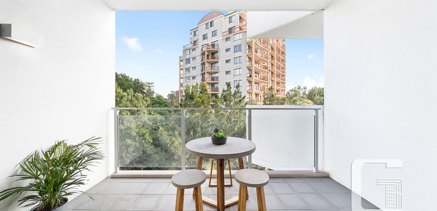 1002/8 NORTHCOTE STREET Naremburn NSW 2065