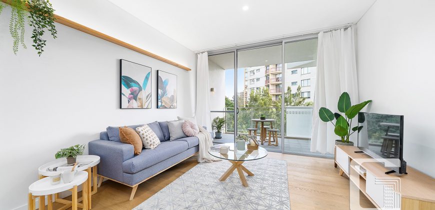 1002/8 NORTHCOTE STREET Naremburn NSW 2065
